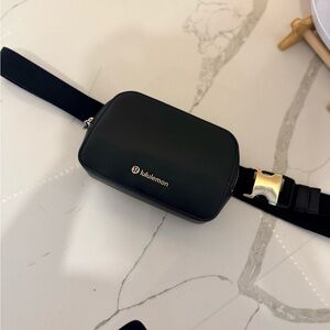 lululemon athletica Black Crossbody Belt Bag